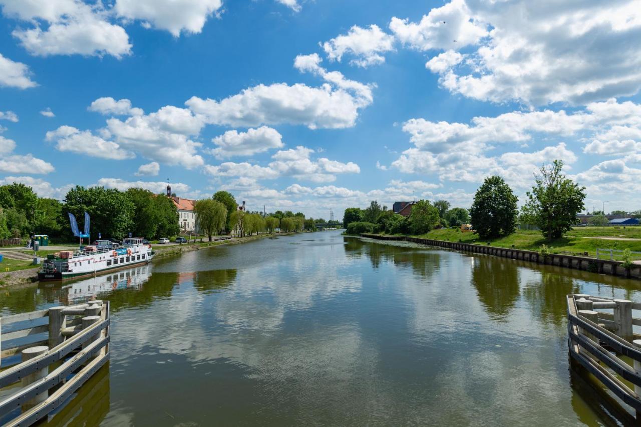 Apartament Stare Miasto エルブロンク エクステリア 写真